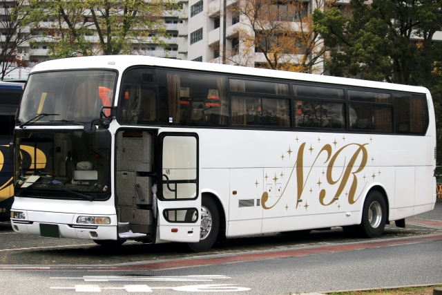 貸切バス（観光バス）のイメージ画像